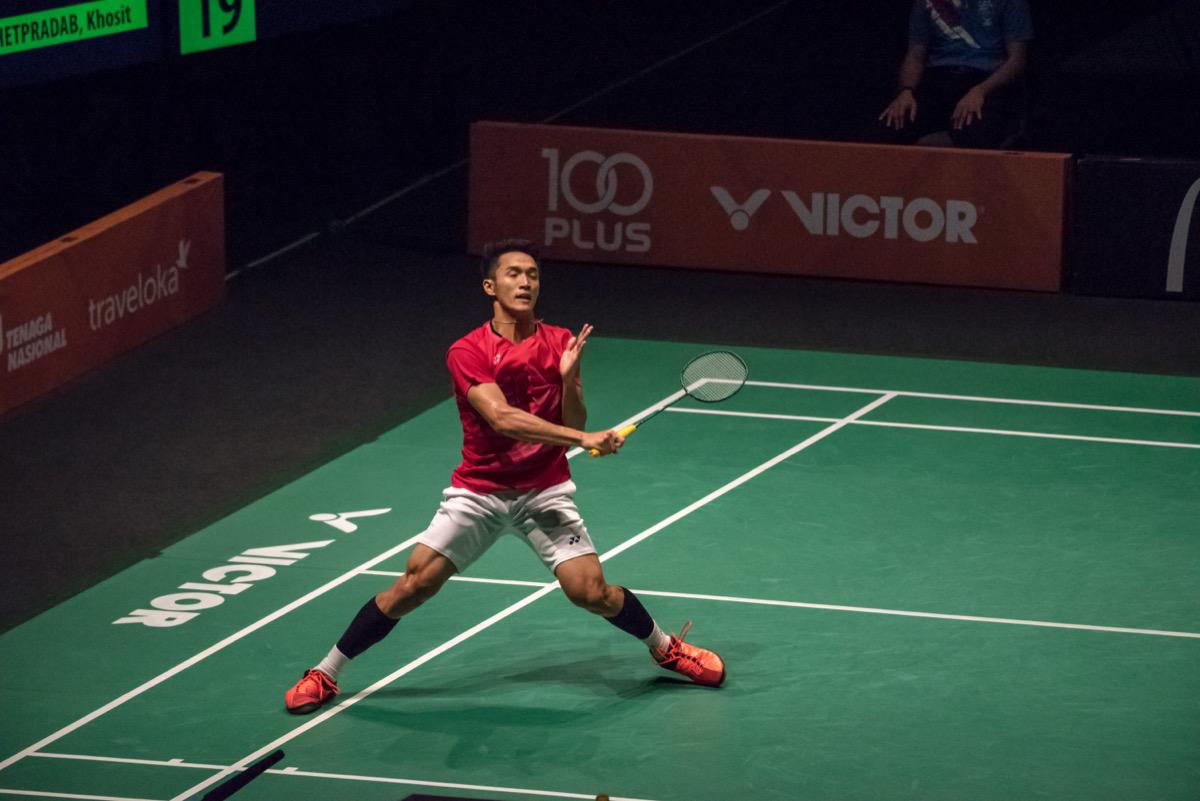 乔纳坦宁波首轮横扫梁俊豪：卫冕路开门红